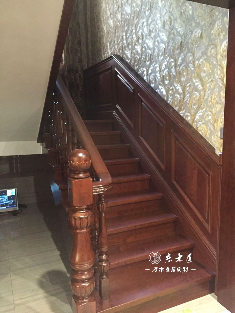 ��ʽ�L(f��ng)��ԭľ���ư���