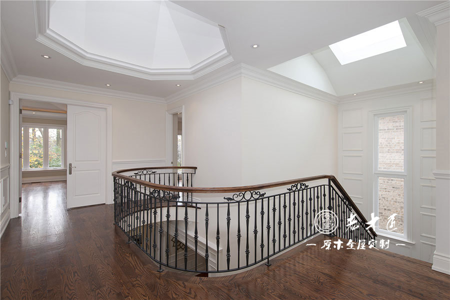 美式原木樓梯定制圖片