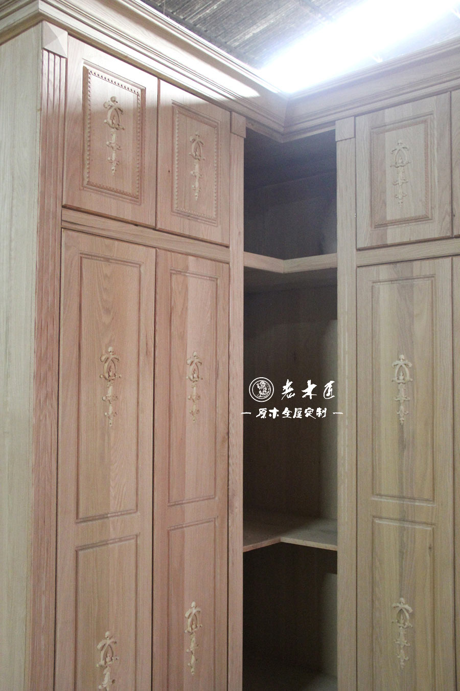 老木匠原木衣柜圖片