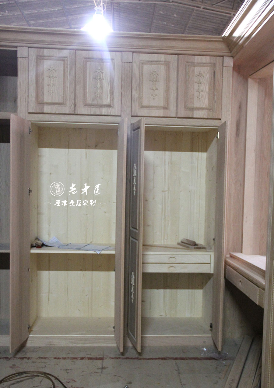 老木匠原木衣柜圖片