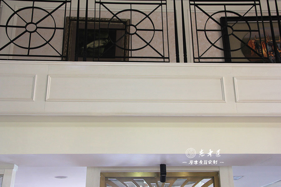 客廳護(hù)墻板定制效果圖