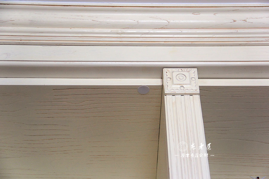 衣帽間整體衣柜原木裝修效果圖