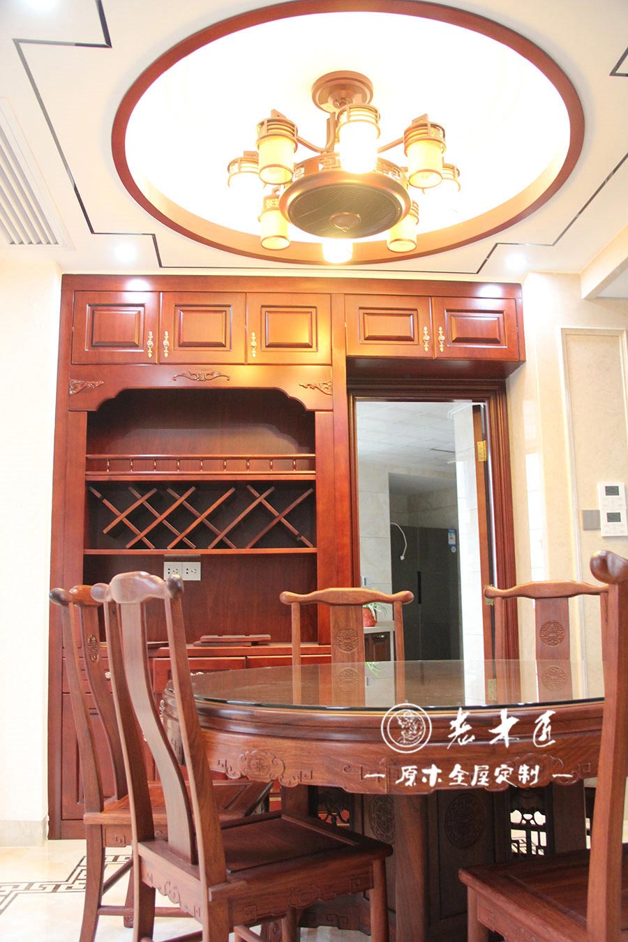 原木餐廳裝修效果圖