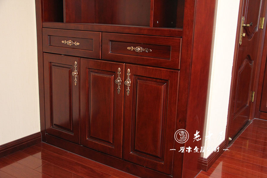 臥室玄關(guān)柜裝修效果圖