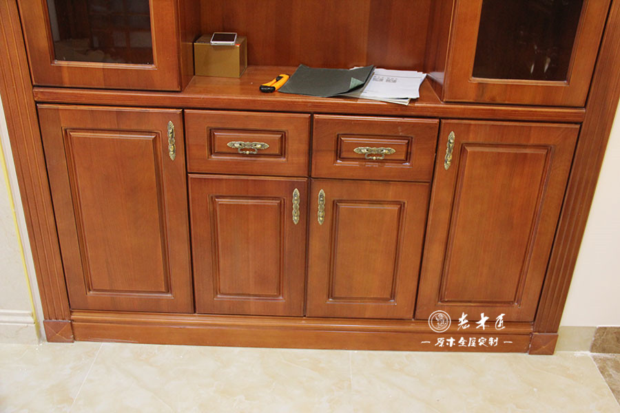 原木酒柜裝修效果圖