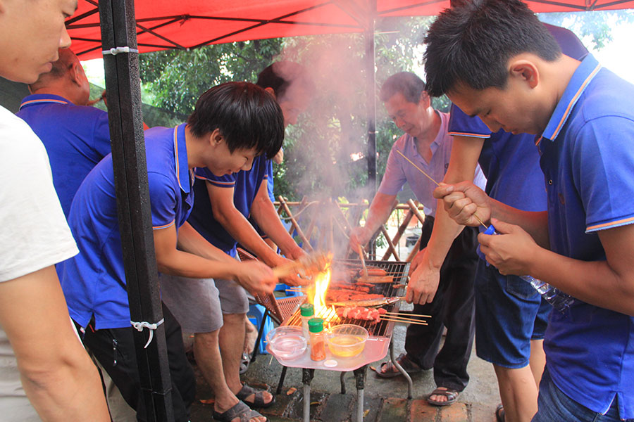 老木匠員工戶外拓展訓(xùn)練