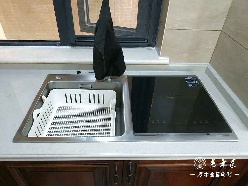 新中式原木家裝效果圖