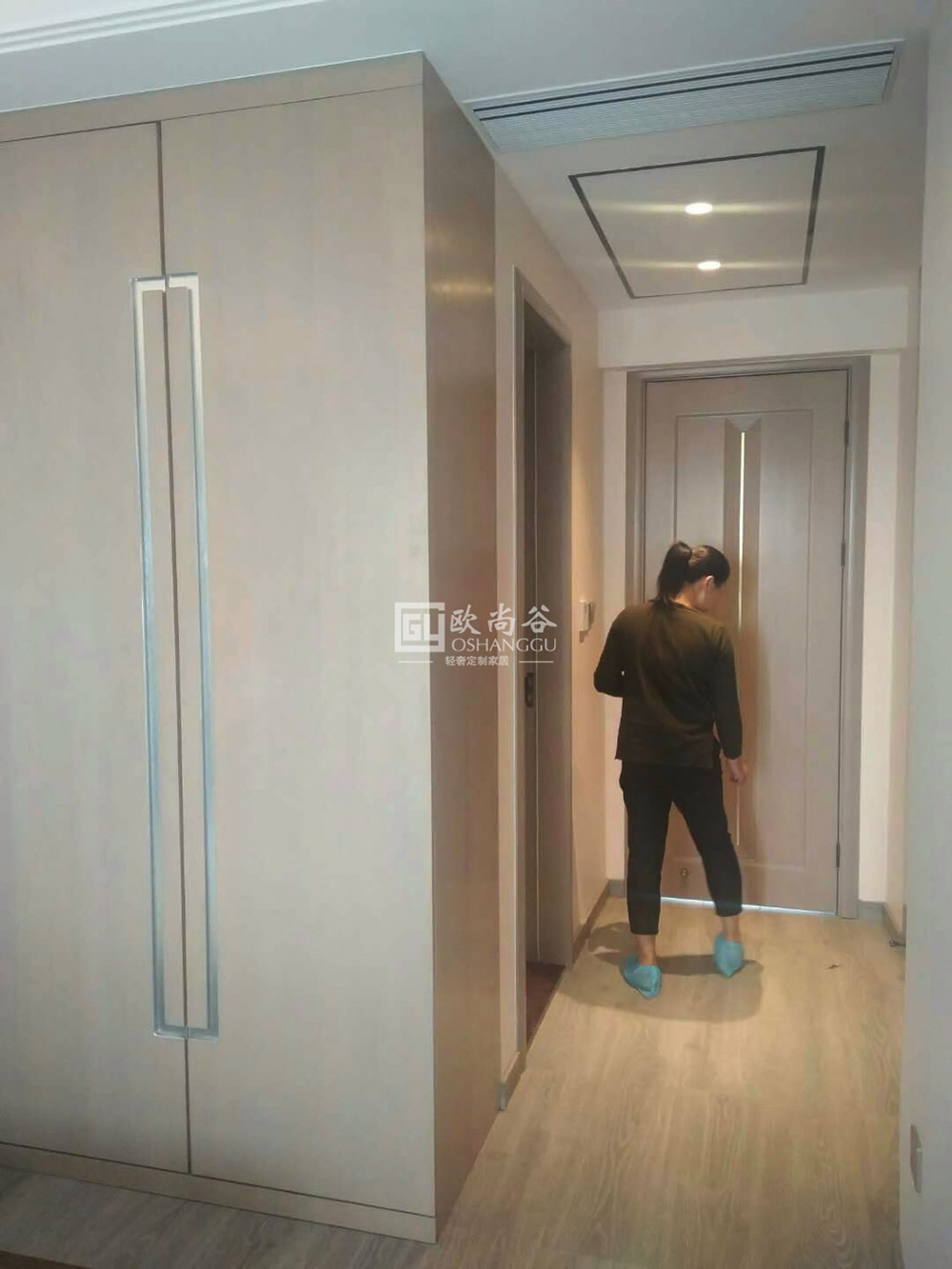 實(shí)木輕奢裝修效果圖