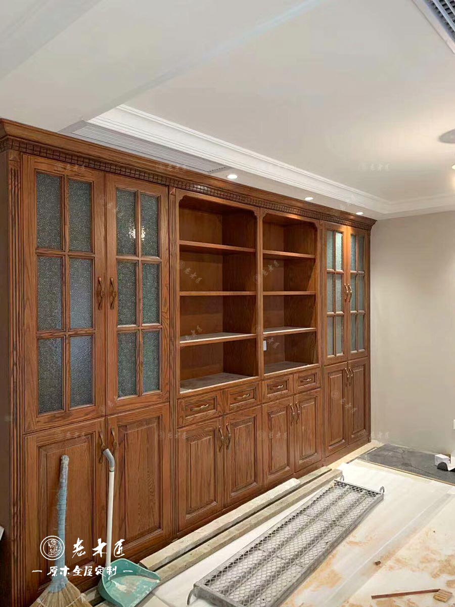 原木酒柜效果圖