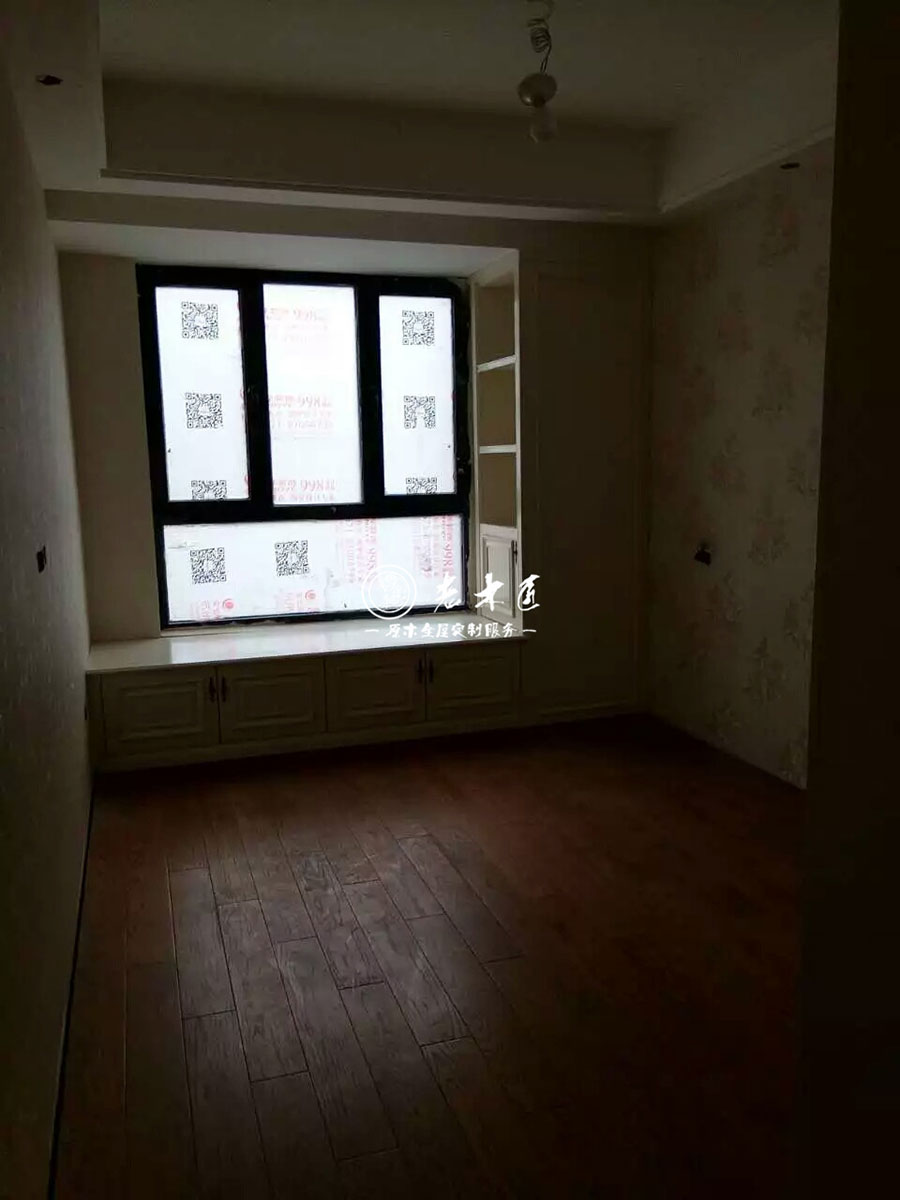 �Wʽ��ɫ�Ҿ��b�޶���Ч���D