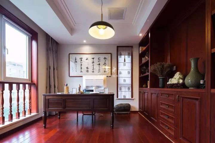 ����ʽ�L(f��ng)���ƼҾ�