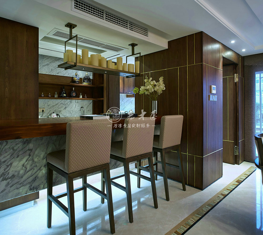 現(xiàn)代新中式原木全屋定制