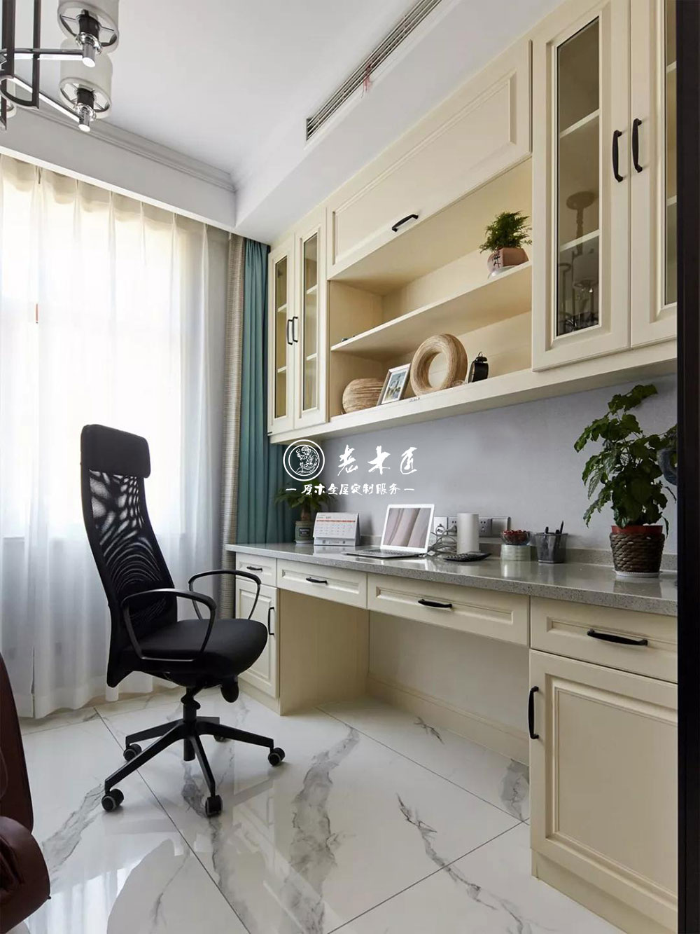 ��ľ���b���ƼҾ�