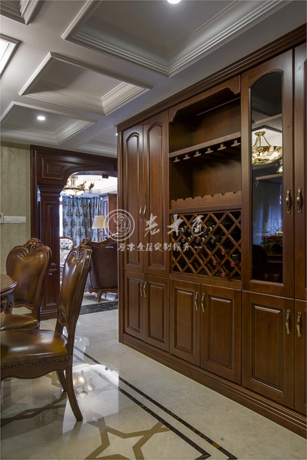 ��ʽ�¹ŵ�ԭľ���b����