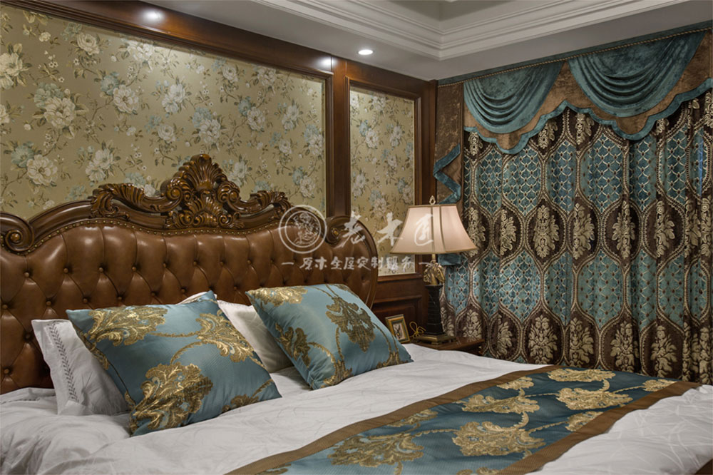 ��ʽ�¹ŵ�ԭľ���b����