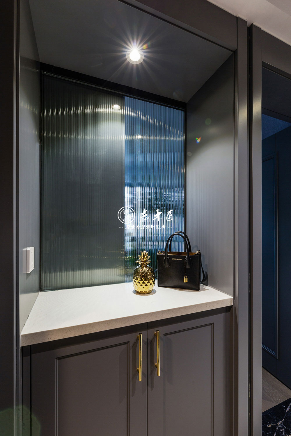 高級灰歐式實木家裝