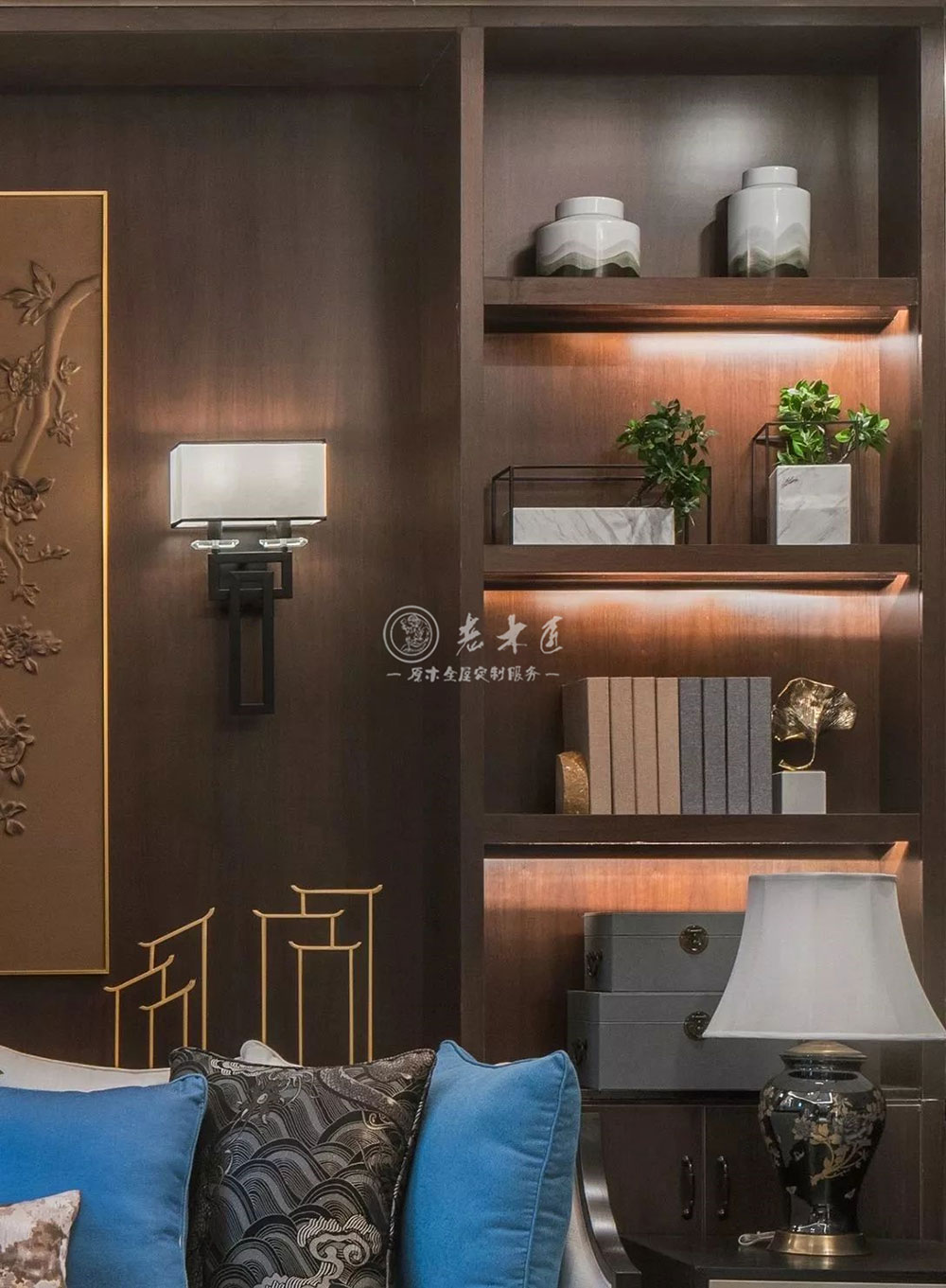 現(xiàn)代新中式別墅原木定制