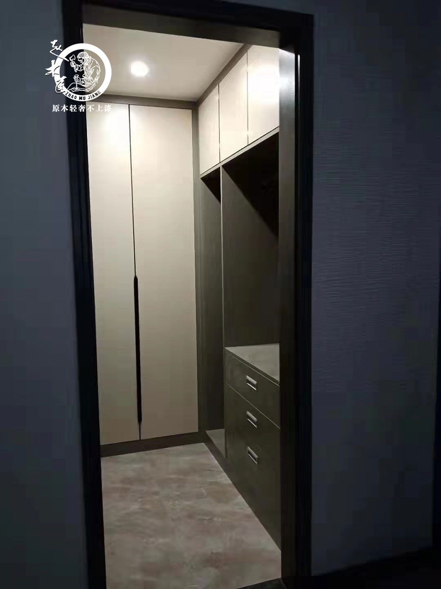 原木輕奢極簡家居