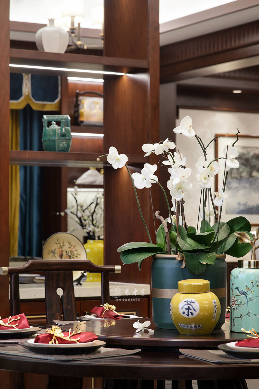 ����ʽ�e��ԭľ�Ҿ�