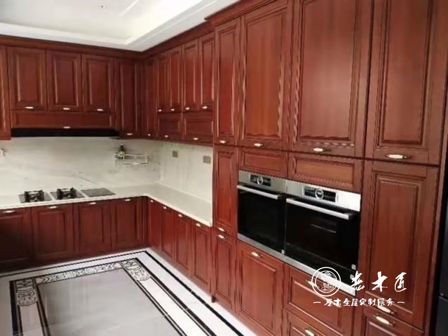 歐式實(shí)木定制