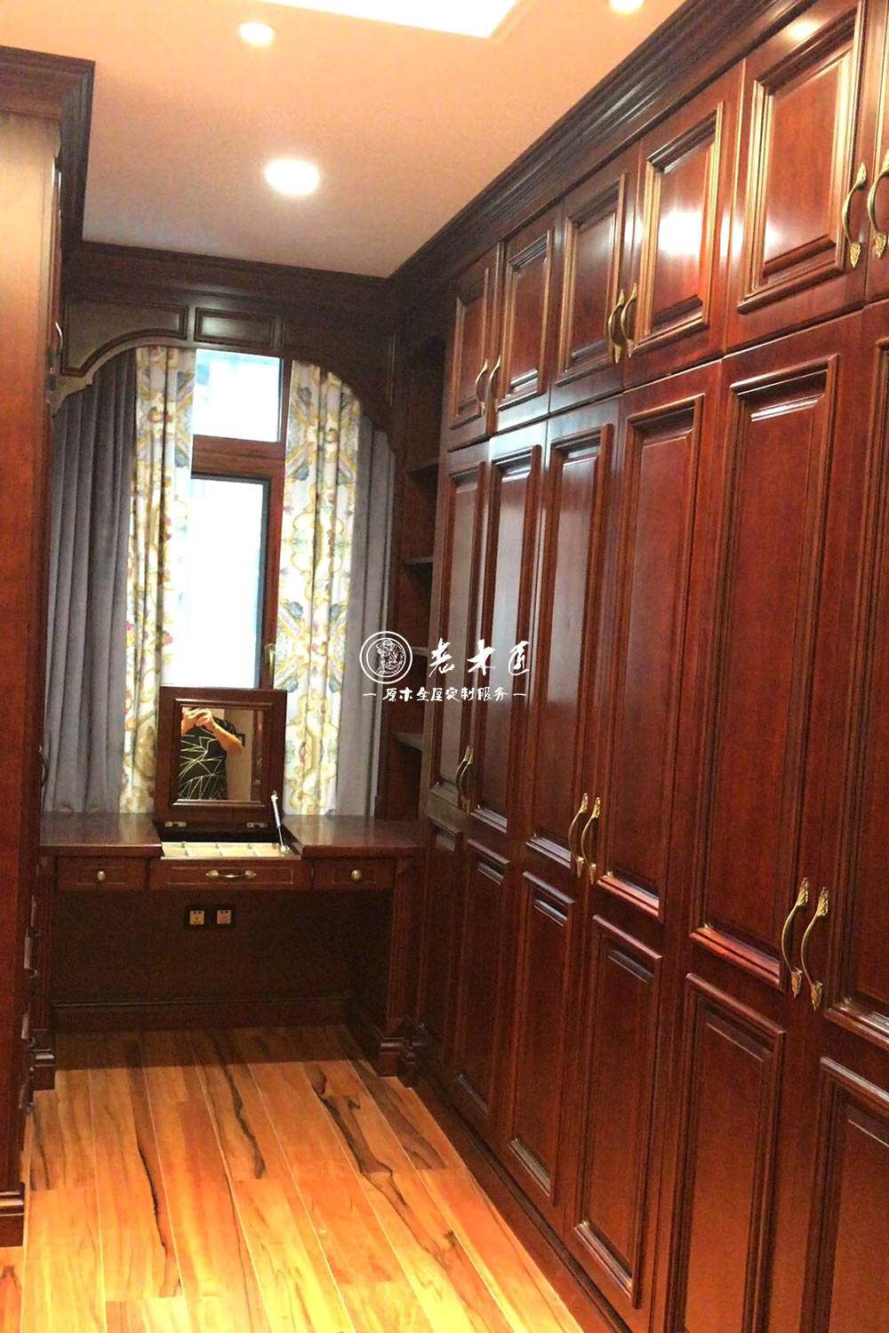 �e������ʽԭľ����