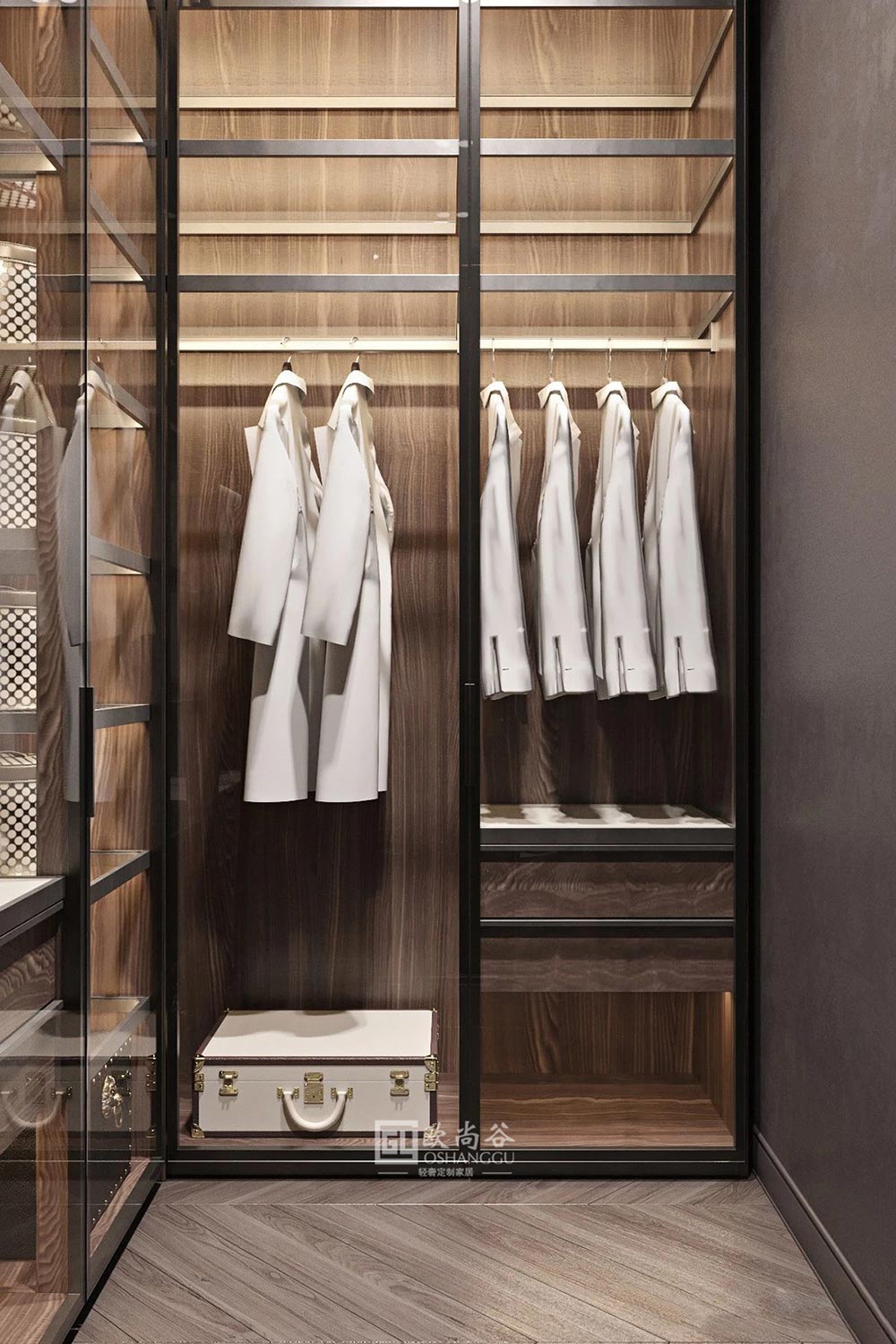 極簡輕奢衣帽間