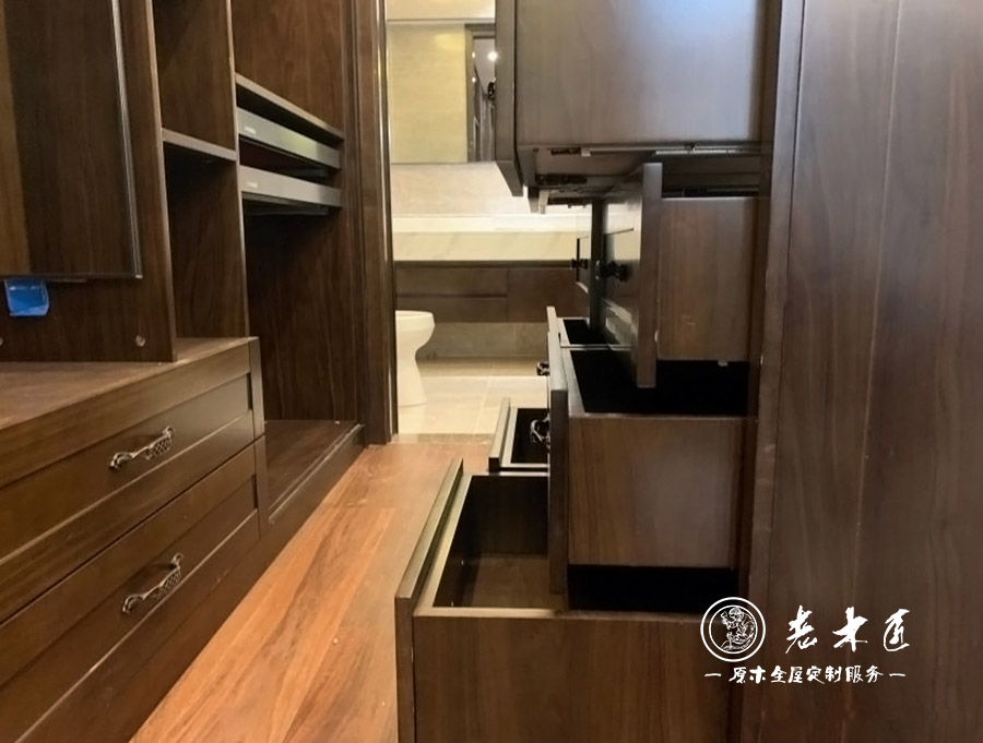 ȫ�ݶ��ƺ����L(f��ng)��