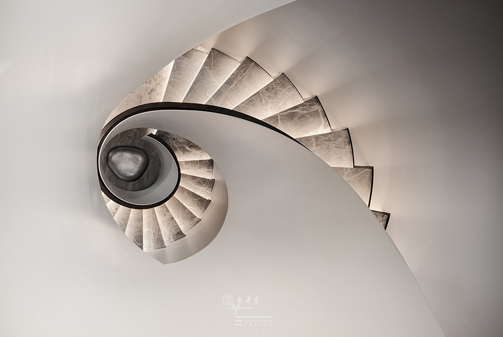 現(xiàn)代輕奢風(fēng)別墅