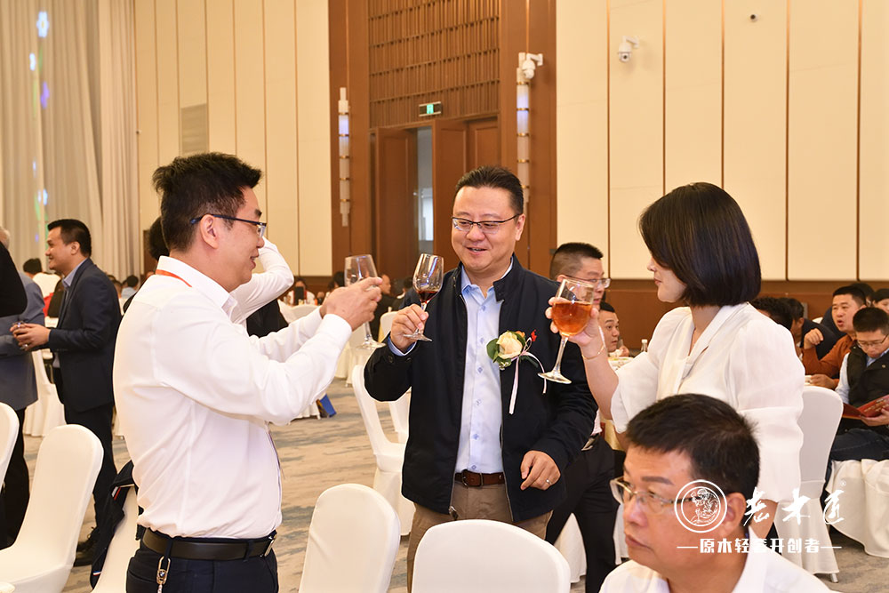 漳州市木材加工與家具制造產(chǎn)業(yè)發(fā)展促進(jìn)會(huì)成立大會(huì)