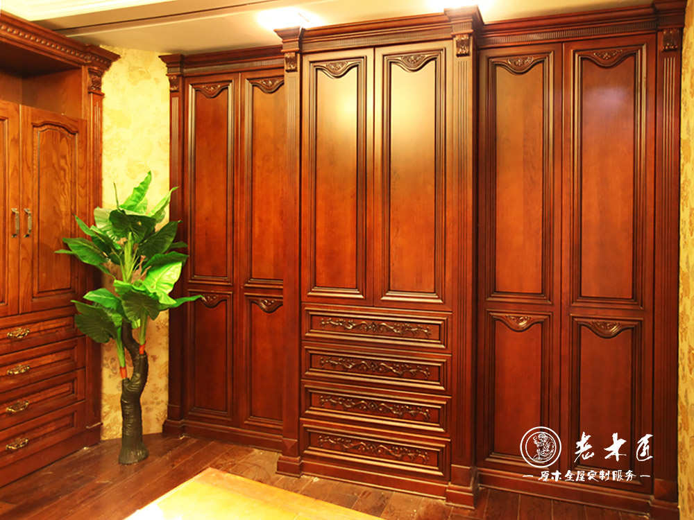 原木衣帽間衣柜定制