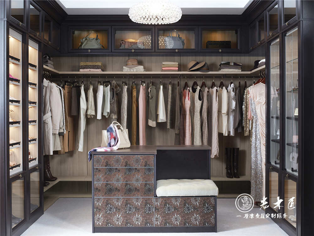 主臥原木衣柜設計圖