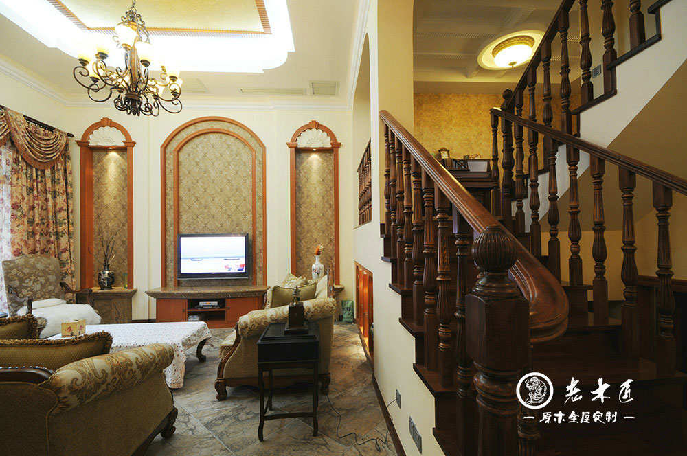 簡歐原木樓梯定做廠家