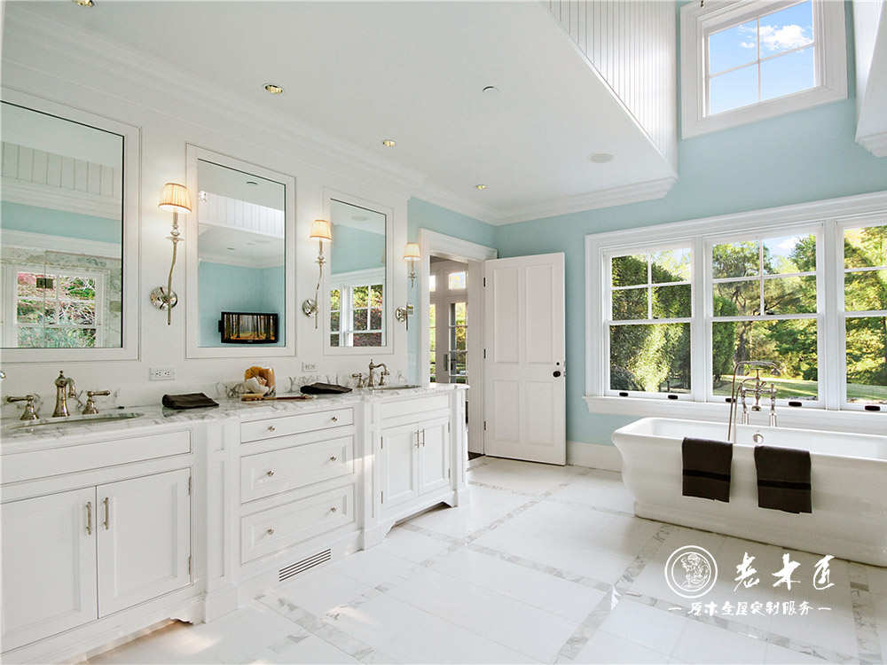 實木浴室柜定做材質(zhì) 原木浴室柜材種