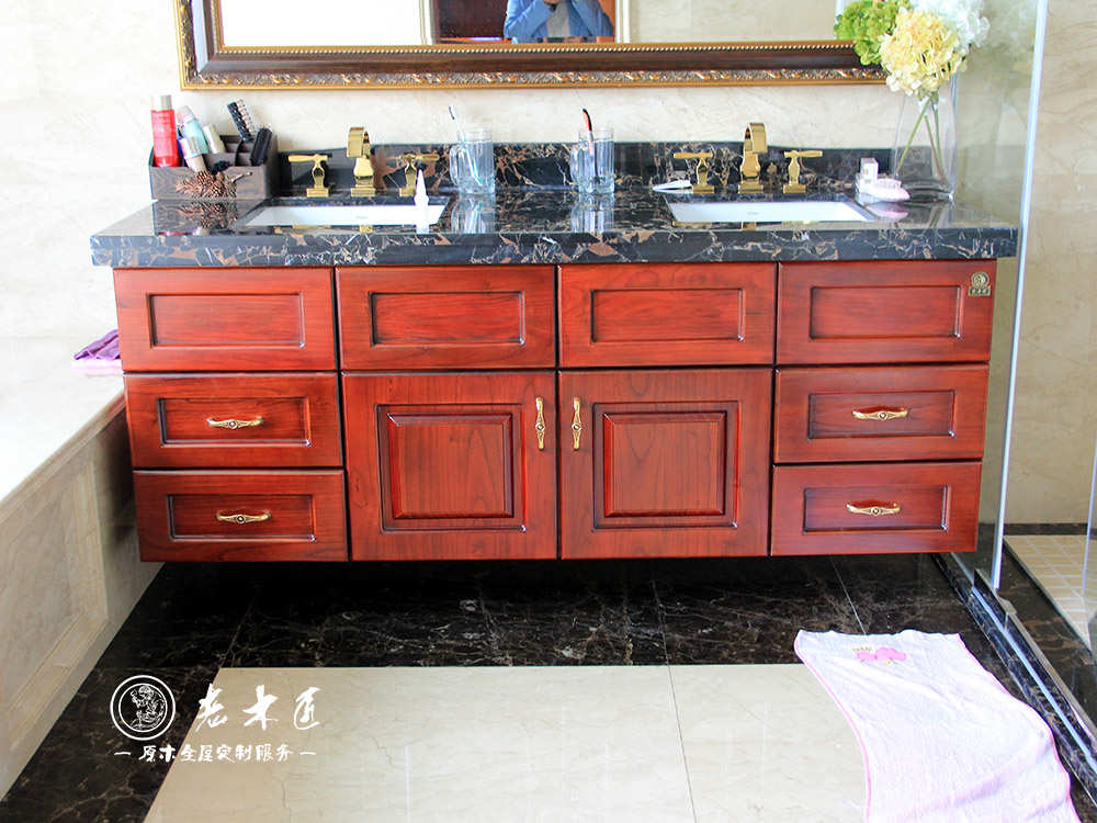 原木浴室柜效果圖