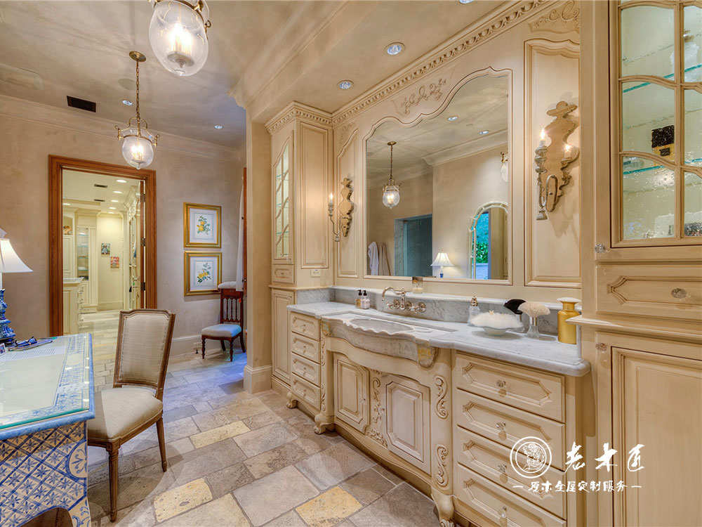 實木浴室柜定制廠家